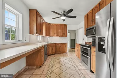 922 Valley Road, Enola, PA 17025 - Photo 8