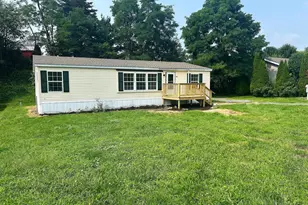 140 Cranes Gap Rd, Carlisle, PA 17013 - Photo 2