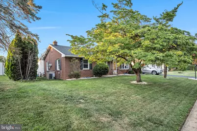 583 F St, Carlisle, PA 17013 - Photo 2