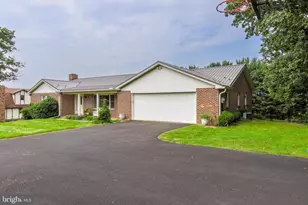 31 Byers Rd, Shippensburg, PA 17257 - Photo 4