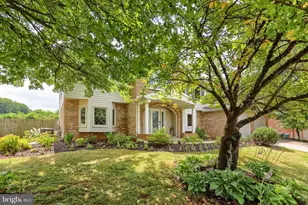 341 E Meadow Dr, Mechanicsburg, PA 17055 - Photo 4