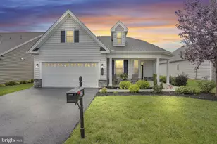 427 General Dr, Mechanicsburg, PA 17050 - Photo 1