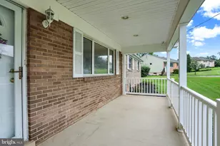 19 E Glenwood Dr, Camp Hill, PA 17011 - Photo 4