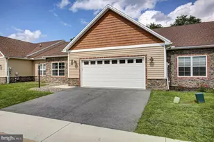 147 Blackbird Ln, Shippensburg, PA 17257 - Photo 4