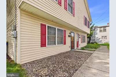 15 S Chestnut Street, Mechanicsburg, PA 17055 - Photo 4