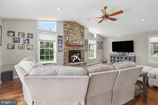 6311 Valleybrook Dr, Mechanicsburg, PA 17050 - Photo 12