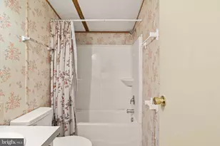 108 Marbeth Ave, Carlisle, PA 17013 - Photo 6