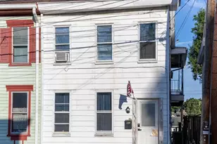 553 N Bedford St, Carlisle, PA 17013 - Photo 2
