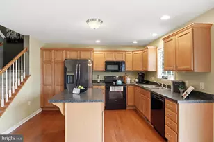 555 Meadowcroft Cir, Mechanicsburg, PA 17055 - Photo 12