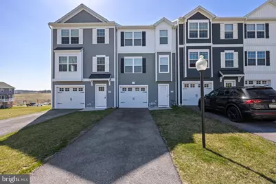 20 Heath Cir, Carlisle, PA 17015 - Photo 1