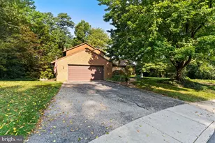 1306 Bosler Pl, Carlisle, PA 17013 - Photo 4