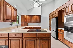 1306 Bosler Pl, Carlisle, PA 17013 - Photo 12