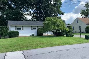 833 W North St, Carlisle, PA 17013 - Photo 4