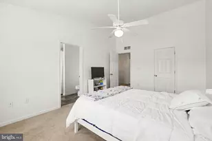 276 Melbourne Ln, Mechanicsburg, PA 17055 - Photo 6