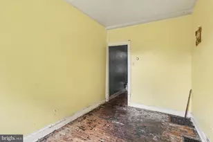 453 W Penn St, Carlisle, PA 17013 - Photo 8