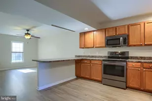238 Stonehedge Ln, Mechanicsburg, PA 17055 - Photo 6