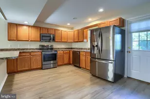 238 Stonehedge Ln, Mechanicsburg, PA 17055 - Photo 8