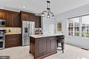 543 Bridgeview Dr, Lemoyne, PA 17043 - Photo 12
