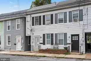 23 E Allen St, Mechanicsburg, PA 17055 - Photo 2