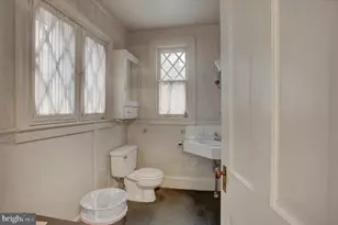 126 E King St, Shippensburg, PA 17257 - Photo 30