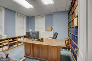 126 E King St, Shippensburg, PA 17257 - Photo 24