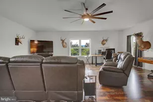 7 Brubacker Dr, Carlisle, PA 17013 - Photo 22