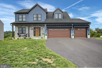 7 Brubacker Drive, Carlisle, PA 17013 - Photo 2
