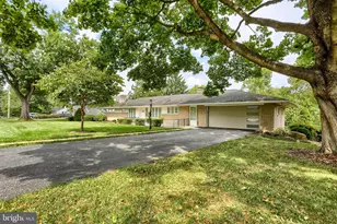 19 Eastgate Dr, Camp Hill, PA 17011 - Photo 1