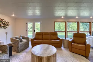 19 Eastgate Dr, Camp Hill, PA 17011 - Photo 46
