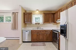 115 Allen Ct, Camp Hill, PA 17011 - Photo 14