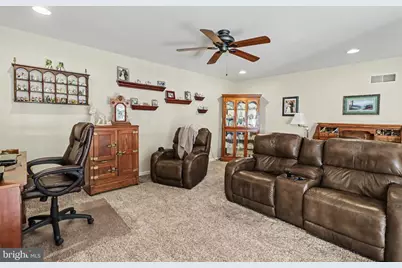 4280 Roth Farm Village Circle, Mechanicsburg, PA 17050 - Photo 16