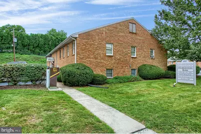 1517 Cedar Cliff Drive #105, Camp Hill, PA 17011 - Photo 4