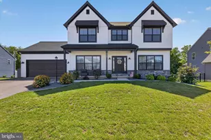 2249 S Autumn Chase Dr, Mechanicsburg, PA 17055 - Photo 1