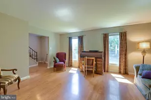 2204 Fenwick Ave, Mechanicsburg, PA 17055 - Photo 8