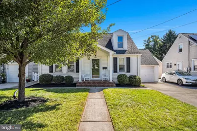 1027 N College Street, Carlisle, PA 17013 - Photo 2