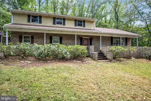 1327 Kuhn Rd, Boiling Springs, PA 17007 - Photo 2