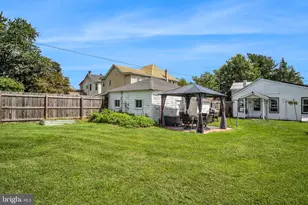 309 Chestnut St, Mount Holly Springs, PA 17065 - Photo 6