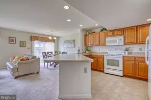 174 Melbourne Ln, Mechanicsburg, PA 17055 - Photo 6