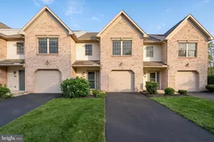 174 Melbourne Ln, Mechanicsburg, PA 17055 - Photo 2