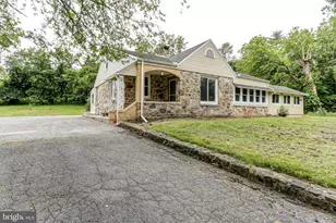 1140 Oyster Mill Rd, Camp Hill, PA 17011 - Photo 1
