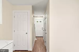 310 Fairview St, Carlisle, PA 17015 - Photo 14