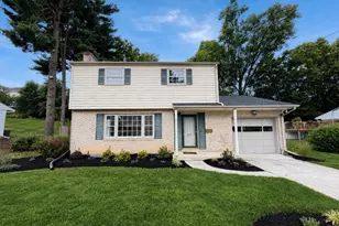 904 W Foxcroft Dr, Camp Hill, PA 17011 - Photo 1