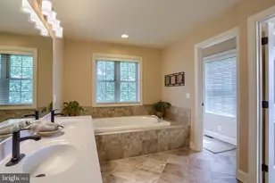 235 Pine Creek Dr, Carlisle, PA 17013 - Photo 20