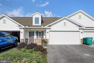 12 Group Ct Ct, Mount Holly Springs, PA 17065 - Photo 1