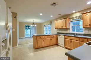 12 Creek Bank Dr, Mechanicsburg, PA 17050 - Photo 6