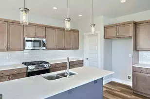 2231 S Autumn Chase Dr, Mechanicsburg, PA 17055 - Photo 20