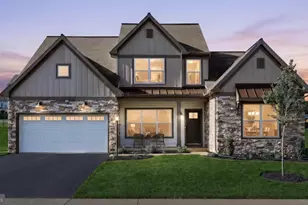 2236 S Autumn Chase Dr, Mechanicsburg, PA 17055 - Photo 2