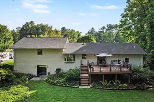 819 Meadow Ln, Camp Hill, PA 17011 - Photo 20