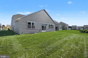 806 Greenwich Ln, Shippensburg, PA 17257 - Photo 32