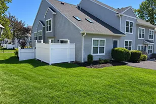 50 Courtyard Dr, Carlisle, PA 17013 - Photo 2